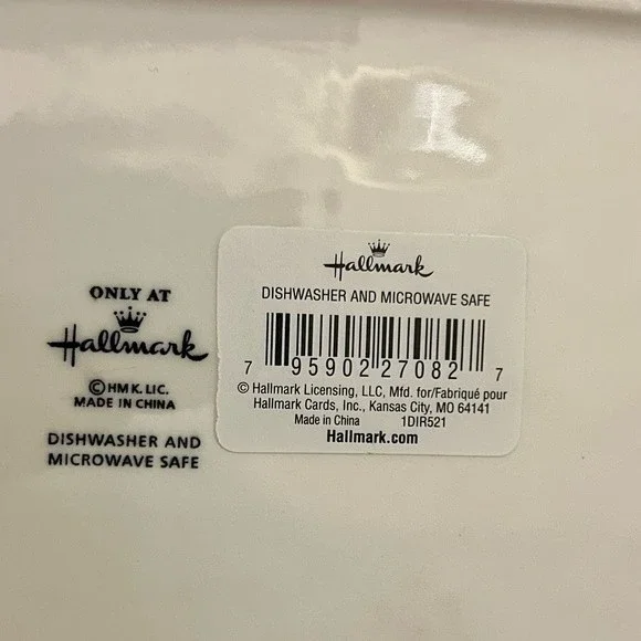 Hallmark ceramic JOY holiday tray in red, white and green - Picture 4 of 5